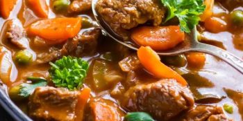 Ensopado de carne com verduras