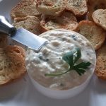 Patê de queijo para comer com aquela torradinha que você é ama e ficar perfeito