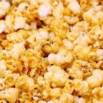 Pipoca doce na pipoqueira ainda mais gostosa dos que as feitas e vendidas no cinema