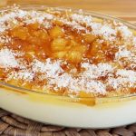 Sobremesa gelada de abacaxi para fazer nesse almoço especial por ser muito rápida e fácil