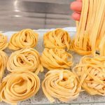 Massa de macarrão caseira super fácil para fazer em casa o seu com muito orgulho