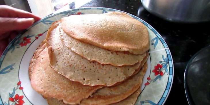 Panqueca fit muito prática e tão deliciosa que você vai querer fazer sempre