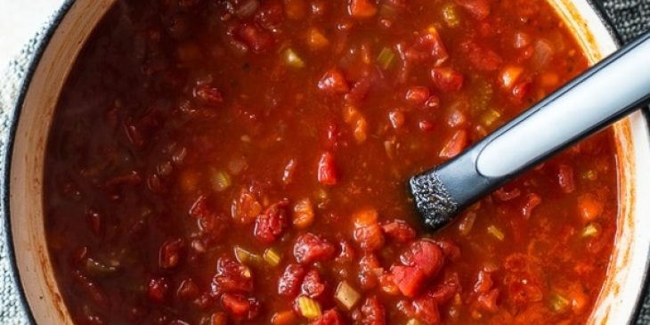 Receita de molho vermelho para lasanha bem simples e saboroso para acompanhar sua carne moída