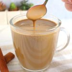 café cremoso de ovomaltine