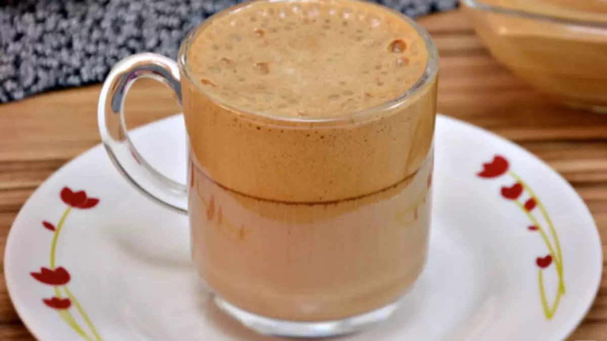 café cremoso de ovomaltine