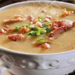 Caldo de batata com calabresa
