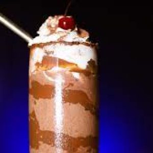 Milkshake de café para fazer em casa a melhor bebida cremosa da vida