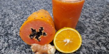 Suco de mamão com limão