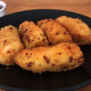 Deliciosa receitinha de banana frita empanada para o seu café começar doce