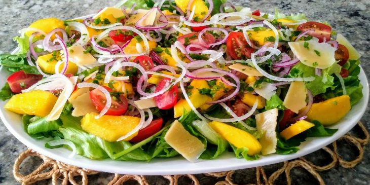 Uma deliciosa salada tropical para casamento que com certeza você não imaginava ser baratinha