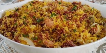Farofa de cuscuz com charque
