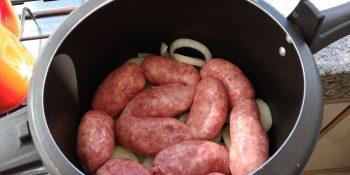Salsichão na panela