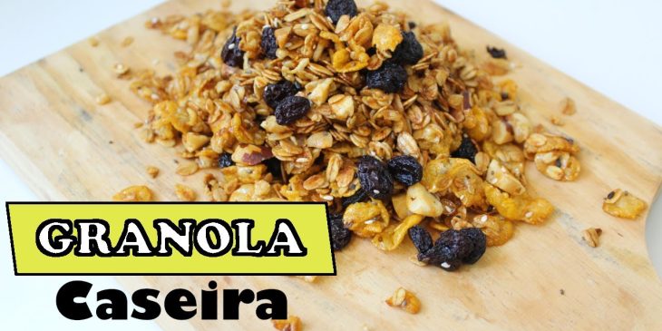 Deliciosa granola caseira pra você ter a melhor e mais barata para os lanches