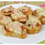Torrada de maionese e queijo perfeita para ser as entradas dos seus jantares