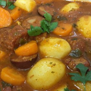 Charque com verduras de um jeitinho bem nordestino para você viciar na receita