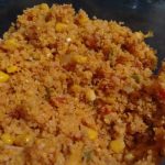 Como fazer um cuscuz com salsicha que se torna a melhor janta entre a família