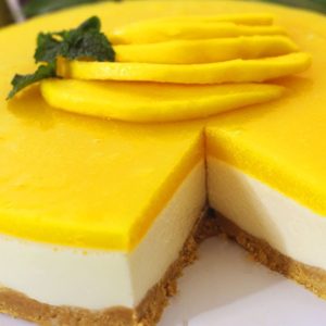 Torta de manga de um jeitinho bem prático para aproveitas as frutinhas de casa