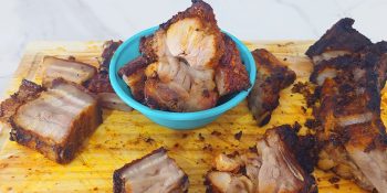 costelinha de porco na churrasqueira