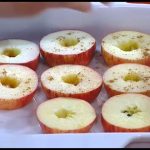 Receita de maçã assada para incrementar seu café: começando o dia com chierinho no forno