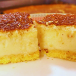 Bolo de fuba com leite condensado