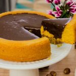 Bolo piscina de cenoura