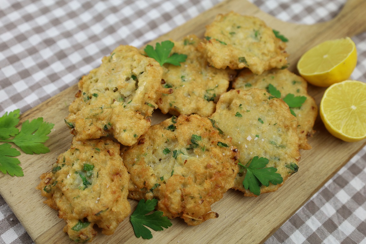 Pataniscas de bacalhau