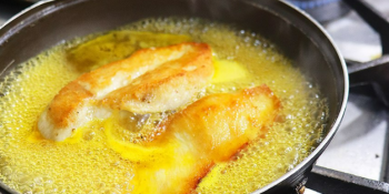 Peito de frango ao molho de laranja