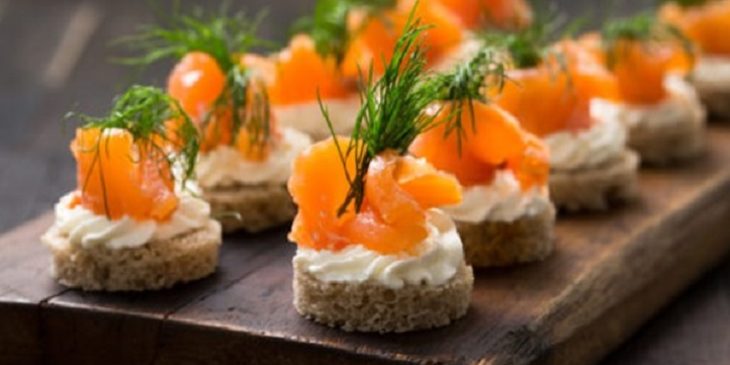 canapés de salmão