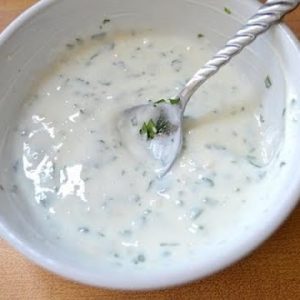 Receita de molho de iogurte com hortelã para testar e se apaixonar