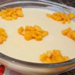 Mousse de pêssego fácil e prático para ter aquele docinho delicioso