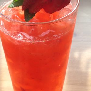 Limonada de morango tão maravilhosa que surpreende quem a prova