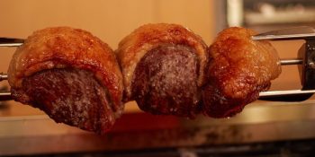 Espetinho de picanha meia lua