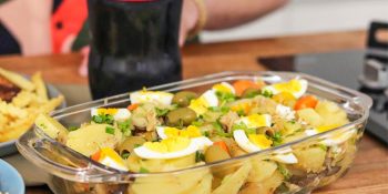 Salada de bacalhau com legumes