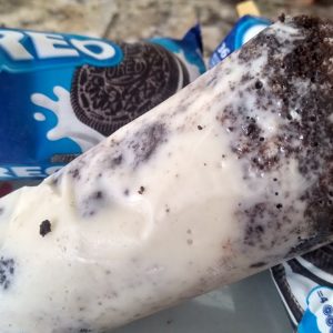 Picolé de oreo com leite ninho é a receita que merece um prêmio por ser fácil e deliciosa