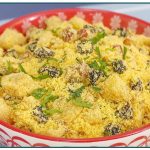 Farofa de abacaxi muito prática e que fica a coisa mais deliciosa da mesa