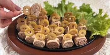 Canapés de pão de forma