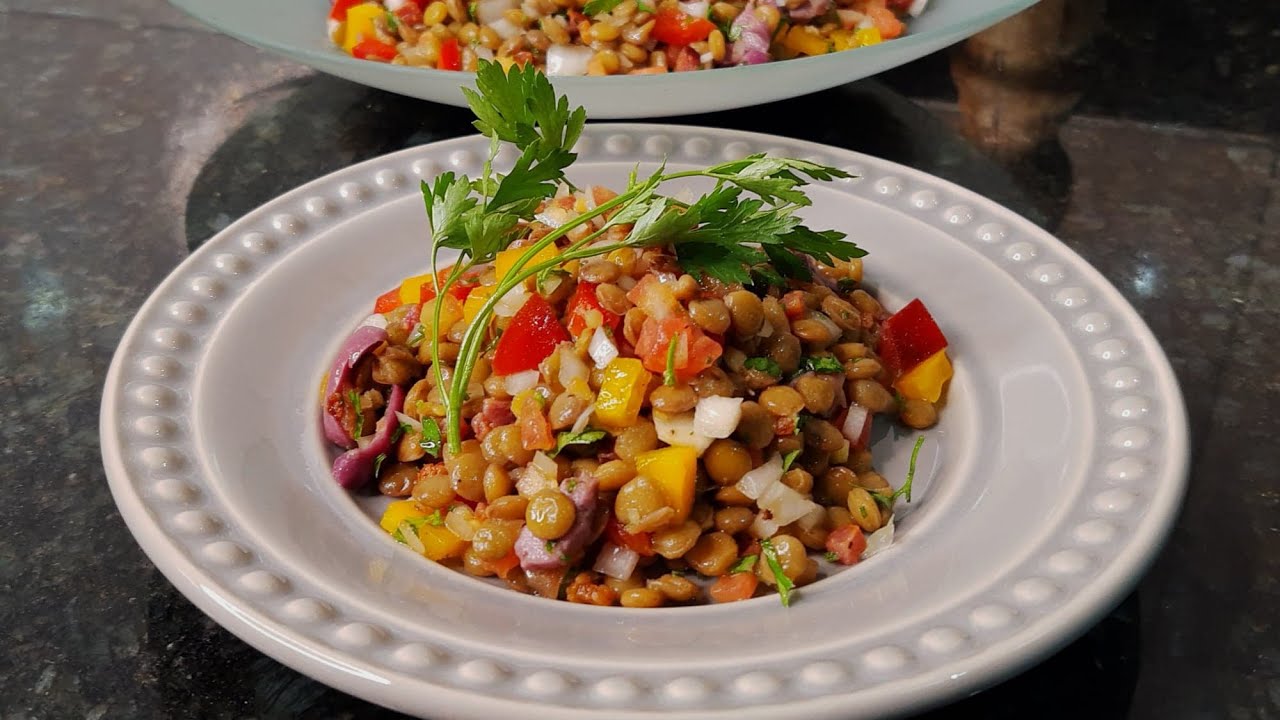 Como fazer salada de lentilha simples?