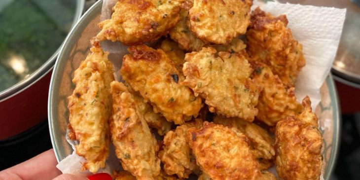 Bolinho de arroz na airfryer da Panelinha tudo gostoso