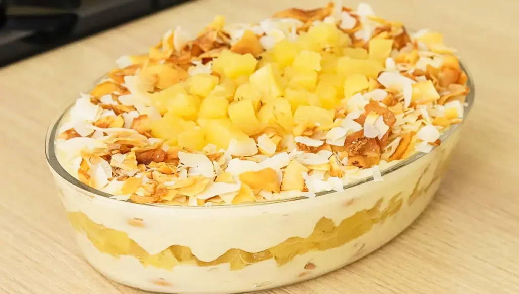 Doce de abacaxi com coco