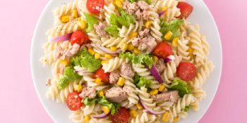 Macarronese com frango é a receita do almoço aqui em casa
