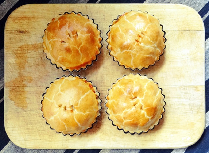 Mini torta salgada de frango