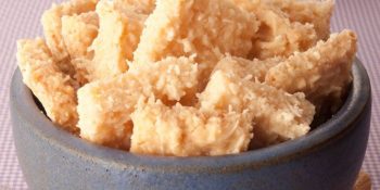 Doce de cocos em pedaços