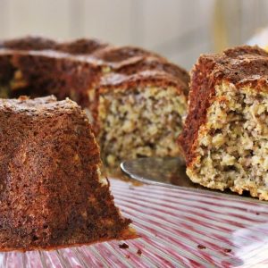 Bolo de banana integral tão saboroso que ninguém consegue resistir