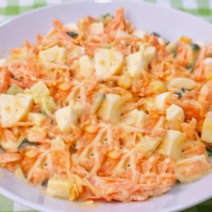 Salada low carb para você ter um almoço muito gostoso e saudável (e janta também)