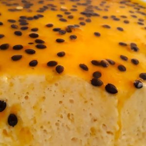 Mousse de maracujá com gelatina incolor para provar uma textura que você nunca resiste