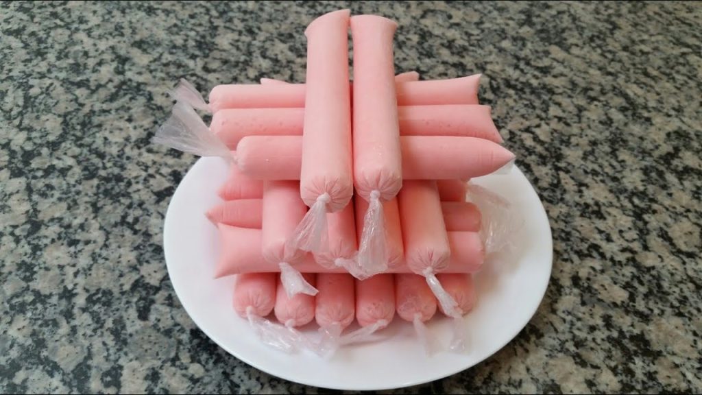 Geladinho de morango tão delicioso que você vai querer fazer sempre