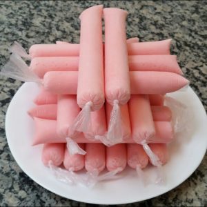 Geladinho de morango tão delicioso que você vai querer fazer sempre