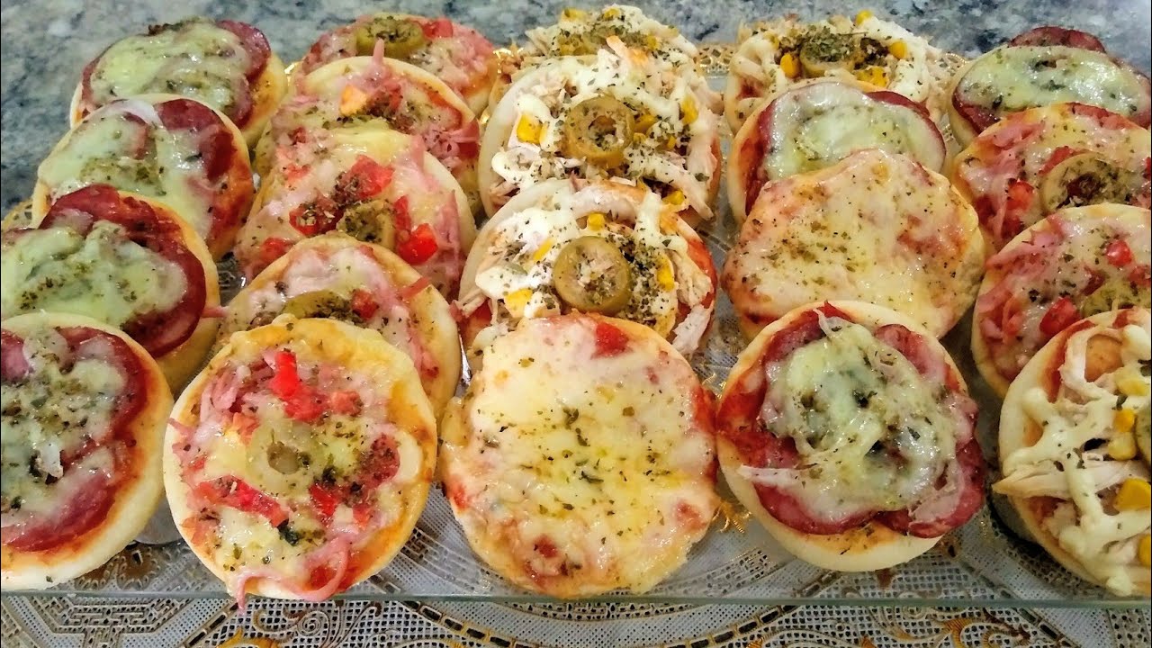 Como fazer mini pizza de calabresa?