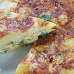 Tortilha de batata com receita muito fácil para você testar agora