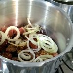 Bife de boi na panela de pressão que tem um caldinho de receita de Vó